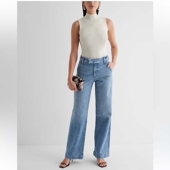 Express high waisted medium wash wide leg jeans - Picture 1 of 7